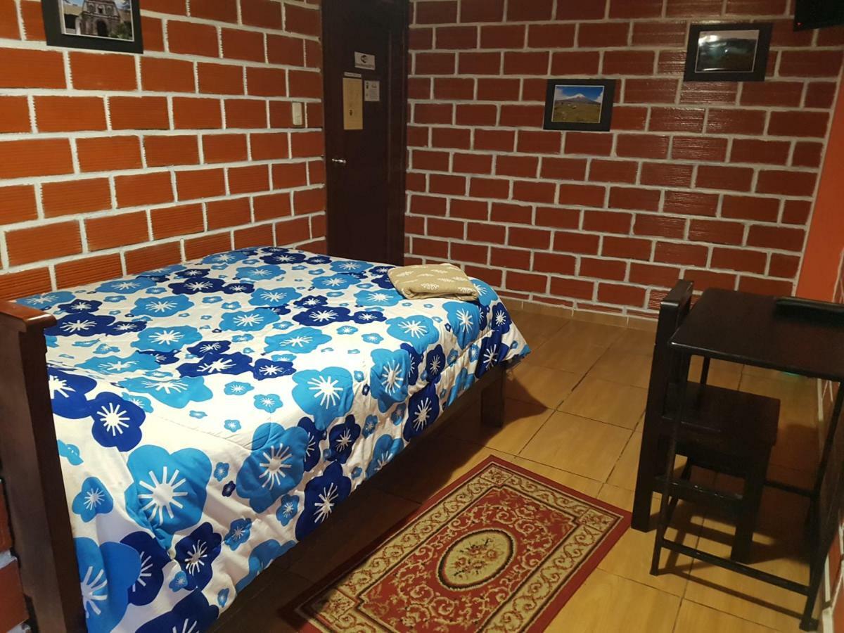 Hostal Sendero De Volcanes Латакунга Екстериор снимка
