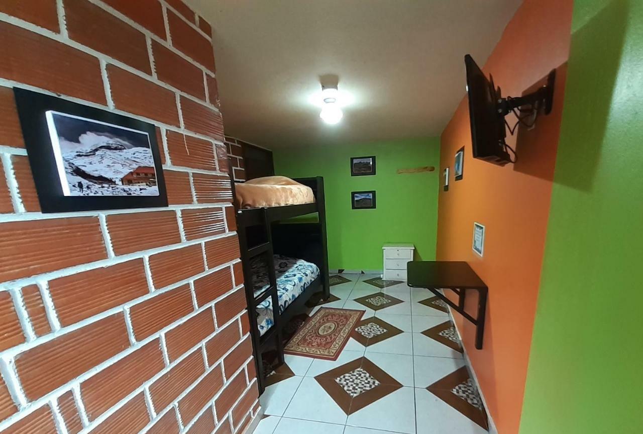 Hostal Sendero De Volcanes Латакунга Екстериор снимка